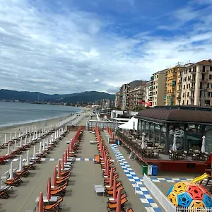 Vista Mare Appartamento Savona